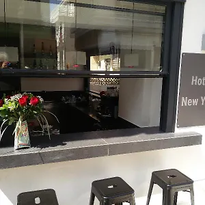 New York Hotel 2*